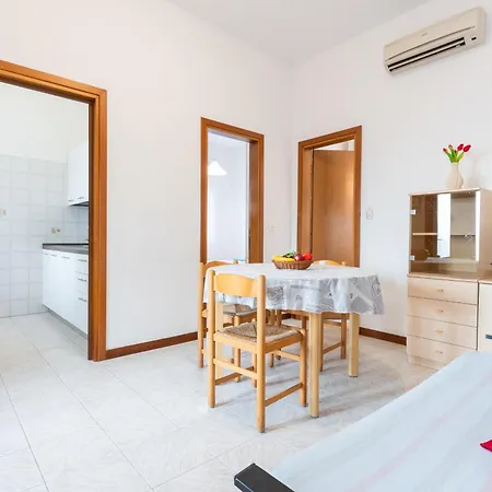 Apartment Generosa